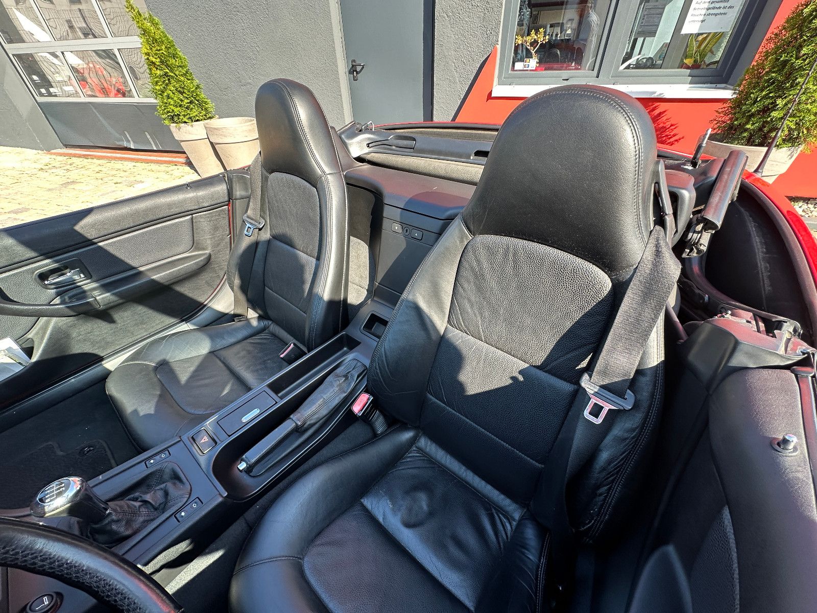 Fahrzeugabbildung BMW Z3 Roadster 1.8 115 PS HU neu Leder Dach neu!!!
