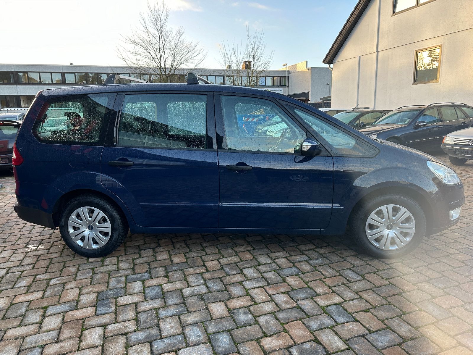 Fahrzeugabbildung Ford Galaxy Concept 2.0 140 PS HU neu 7 Sitze
