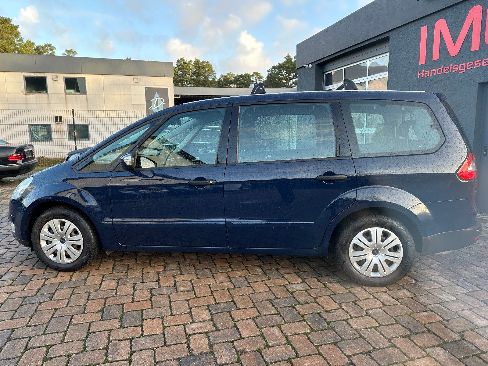 Fahrzeugabbildung Ford Galaxy Concept 2.0 140 PS HU neu 7 Sitze