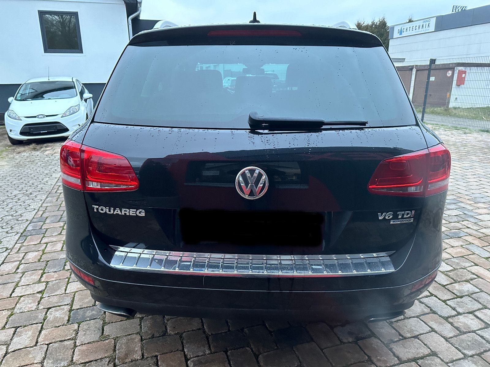 Fahrzeugabbildung Volkswagen Touareg V6 TDI 3.0 240 PS Hu neu Leder AHK Navi