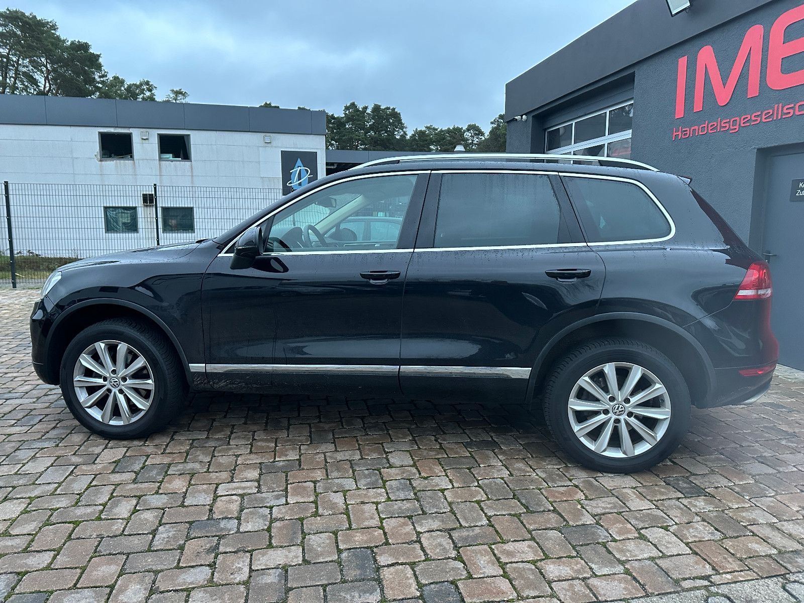 Fahrzeugabbildung Volkswagen Touareg V6 TDI 3.0 240 PS Hu neu Leder AHK Navi