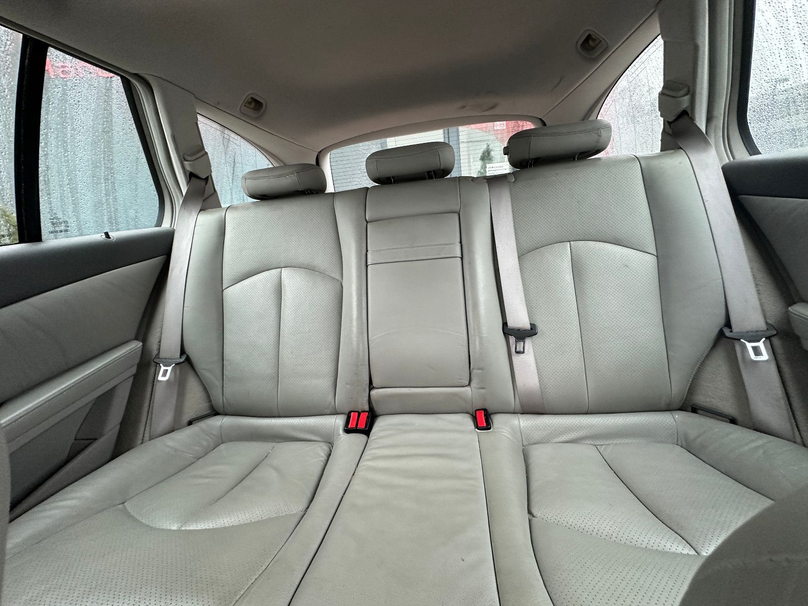 Fahrzeugabbildung Mercedes-Benz E 200 T Kompressor 1.8 163 PS Leder Xenon SH