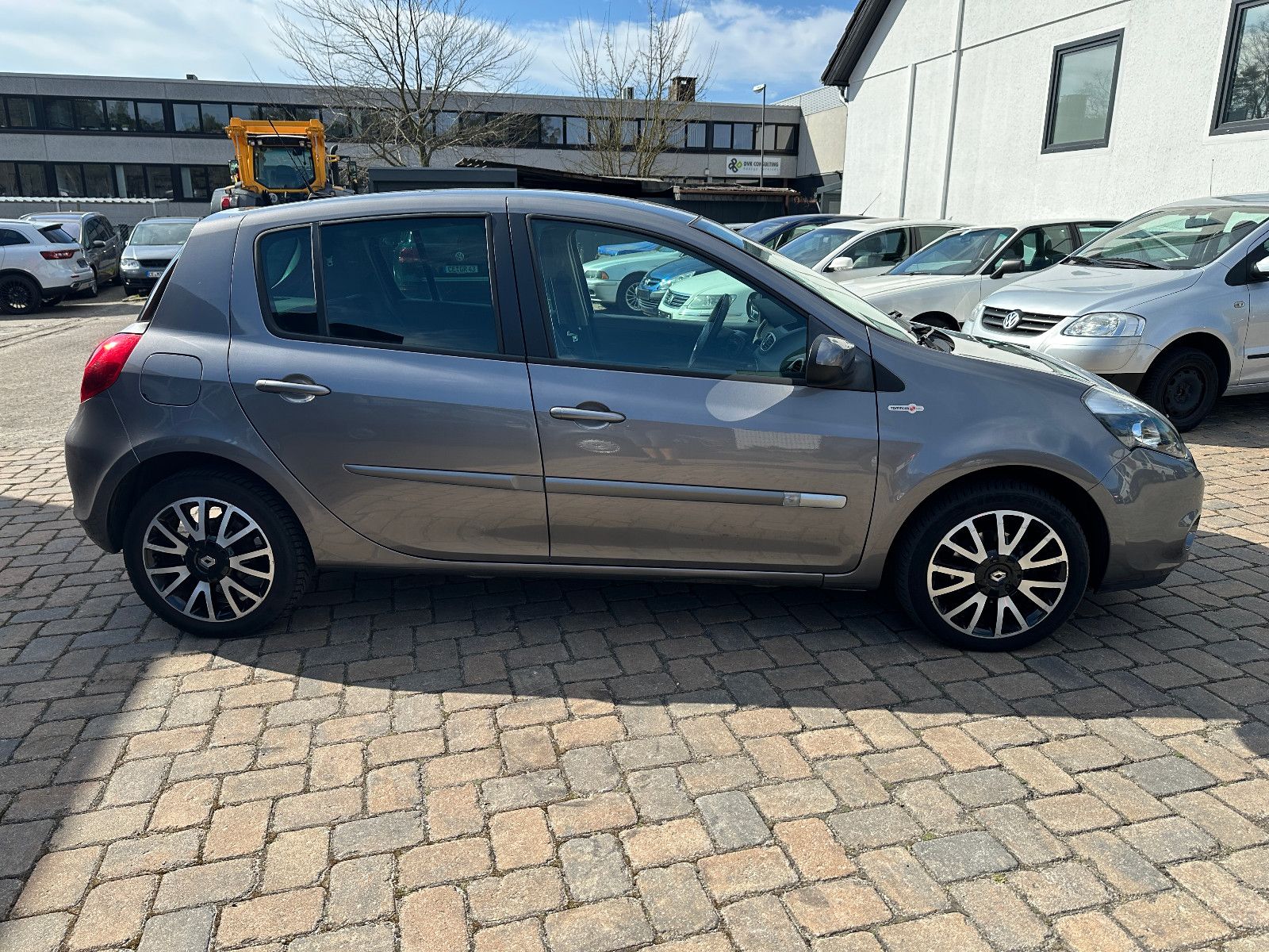 Fahrzeugabbildung Renault Clio III Tom Tom Edition HU neu Navi Klima SH