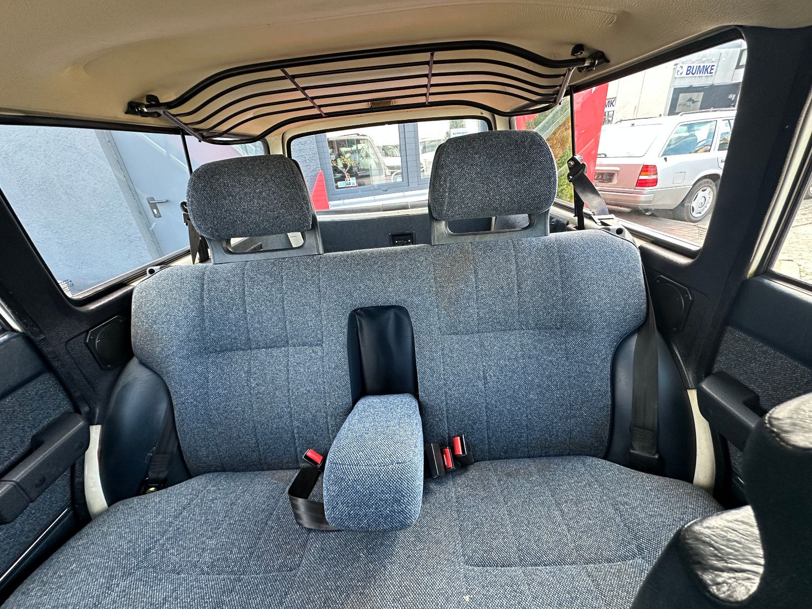 Fahrzeugabbildung Volvo 240 GL Kombi 2.3 115 PS Autom.Alu ABS Servo ZV