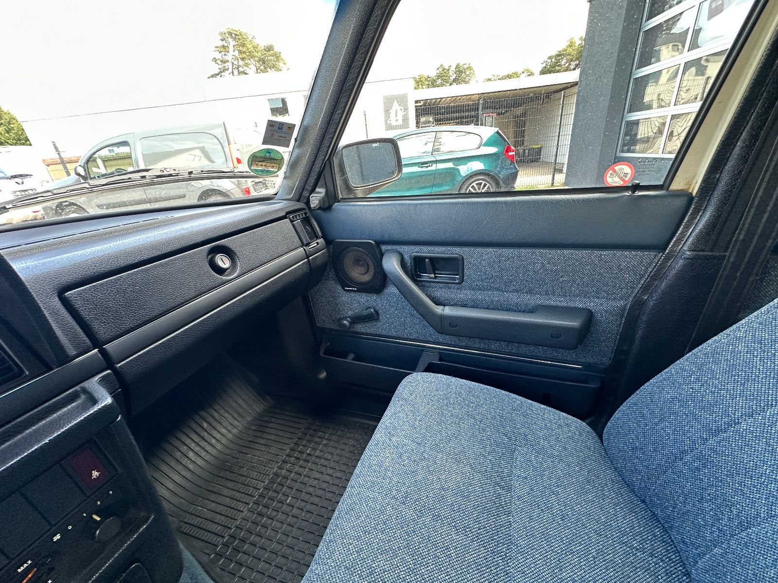 Fahrzeugabbildung Volvo 240 GL Kombi 2.3 115 PS Autom.Alu ABS Servo ZV