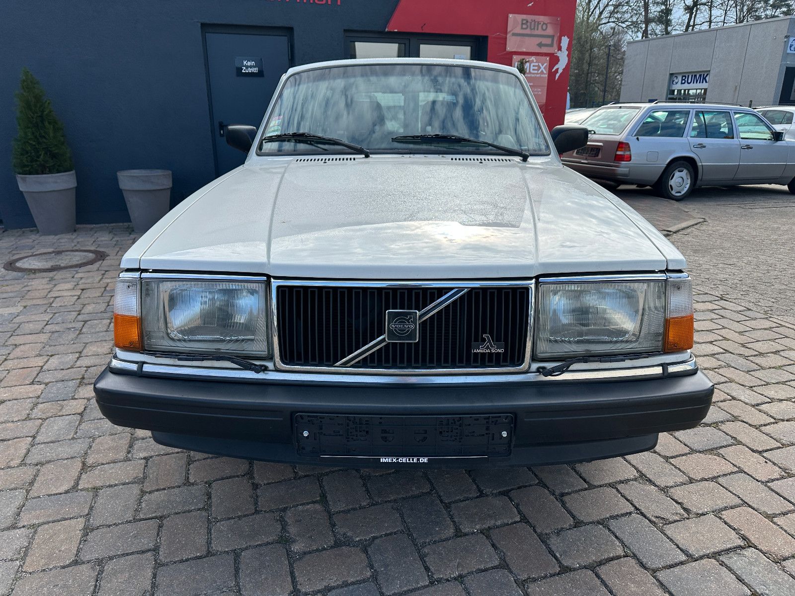 Fahrzeugabbildung Volvo 240 GL Kombi 2.3 115 PS Autom.Alu ABS Servo ZV