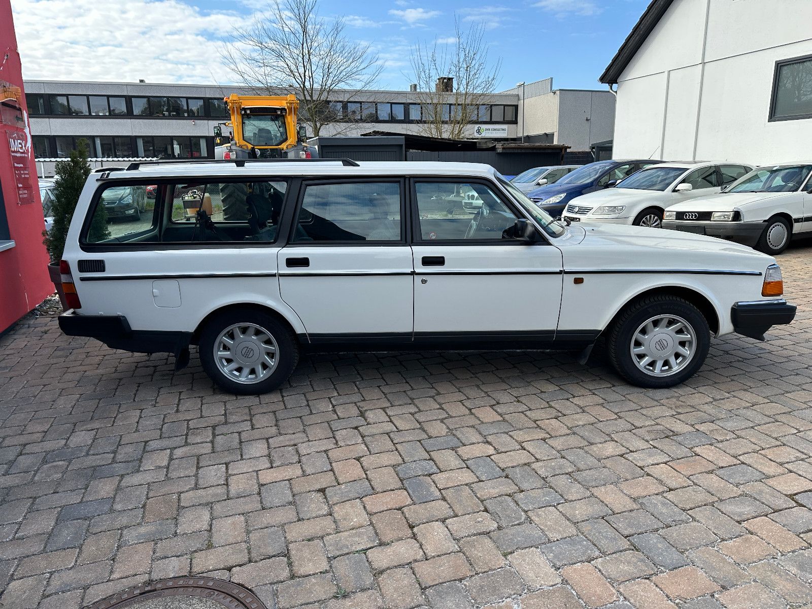 Fahrzeugabbildung Volvo 240 GL Kombi 2.3 115 PS Autom.Alu ABS Servo ZV