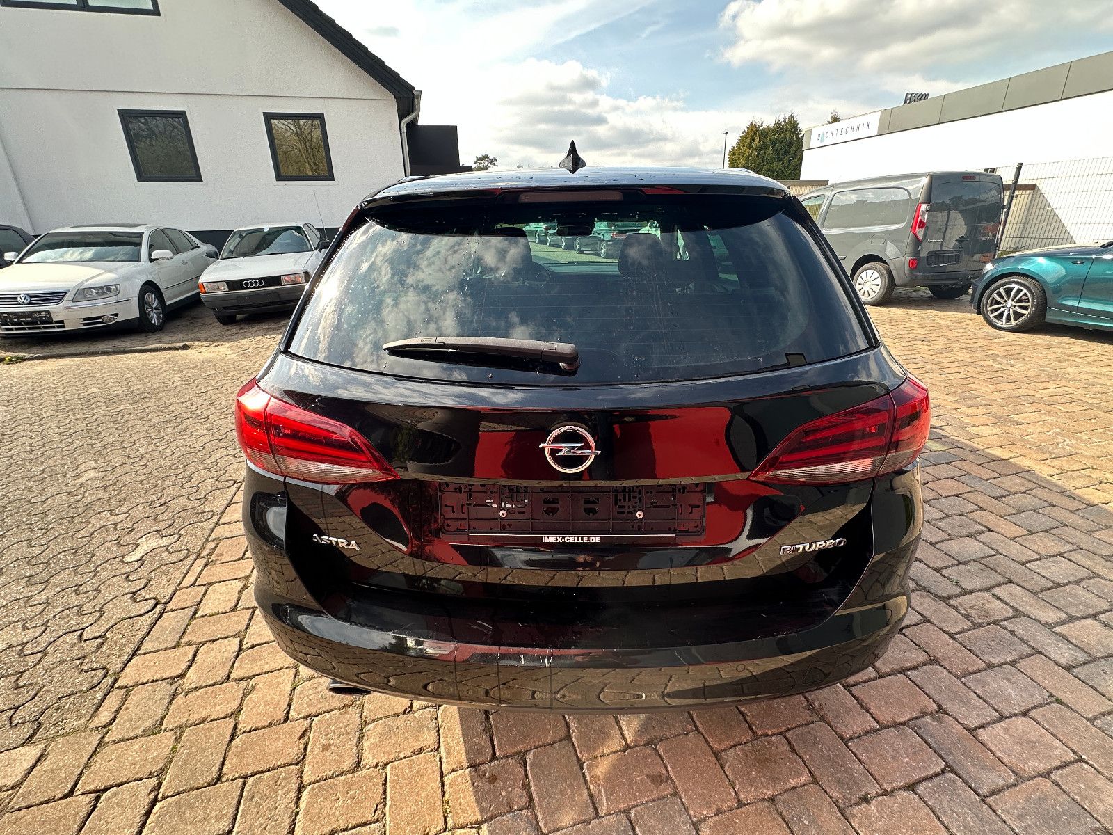 Fahrzeugabbildung Opel Astra K Sports Tourer 118 KW Navi LH SH Alu