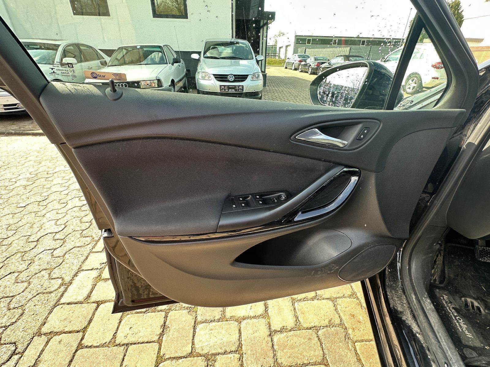 Fahrzeugabbildung Opel Astra K Sports Tourer 118 KW Navi LH SH Alu