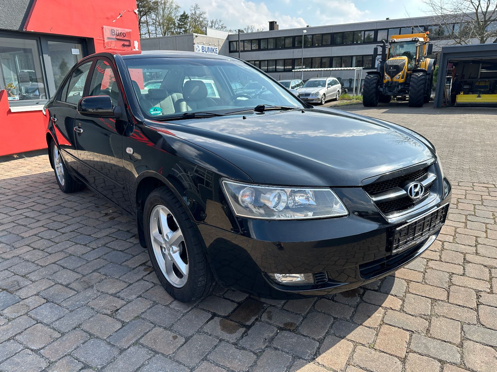 Fahrzeugabbildung Hyundai Sonata 2.4 GLS 162 PS HU neu Klima Leder SH