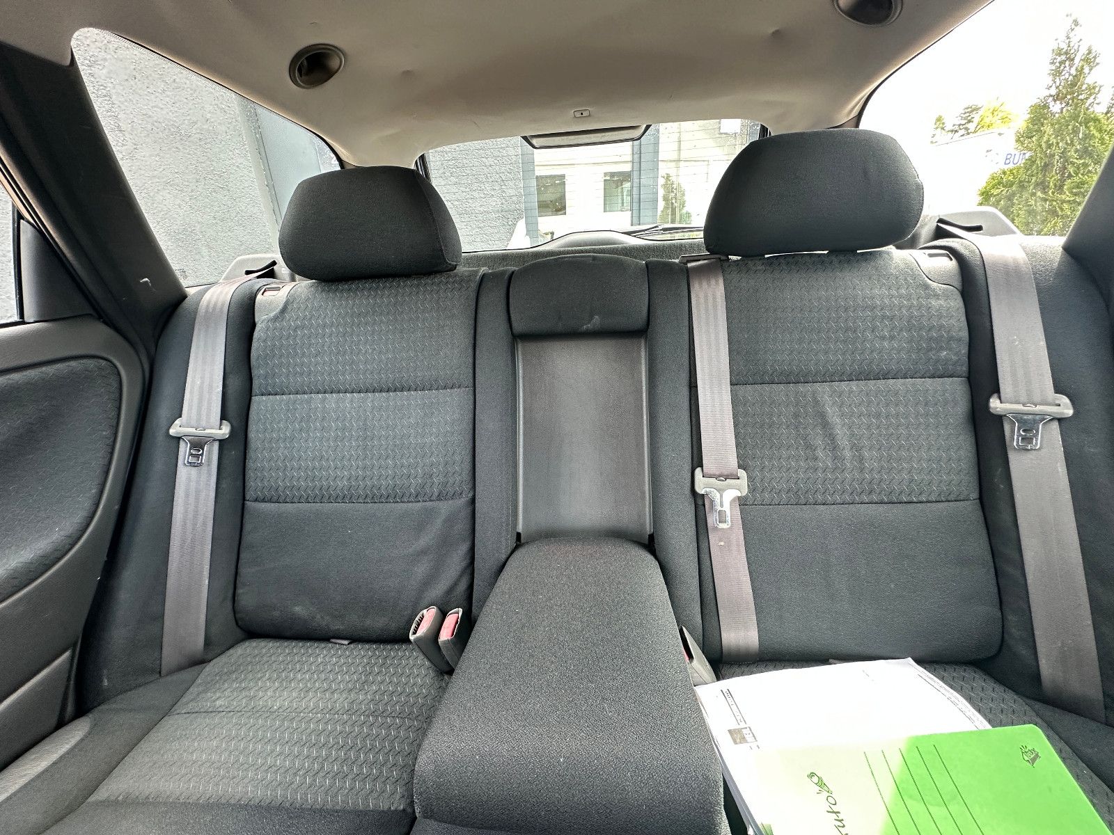 Fahrzeugabbildung Volvo V40 2.0 Comfort 2.0 136 PS Hu neu Autom. Klima
