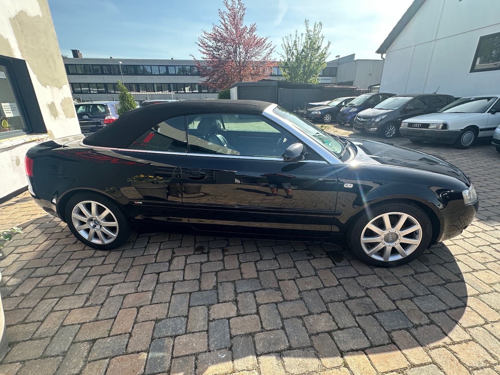 Fahrzeugabbildung Audi A4 Cabriolet 1.8 T S Line HU neu Leder Top 1.H.