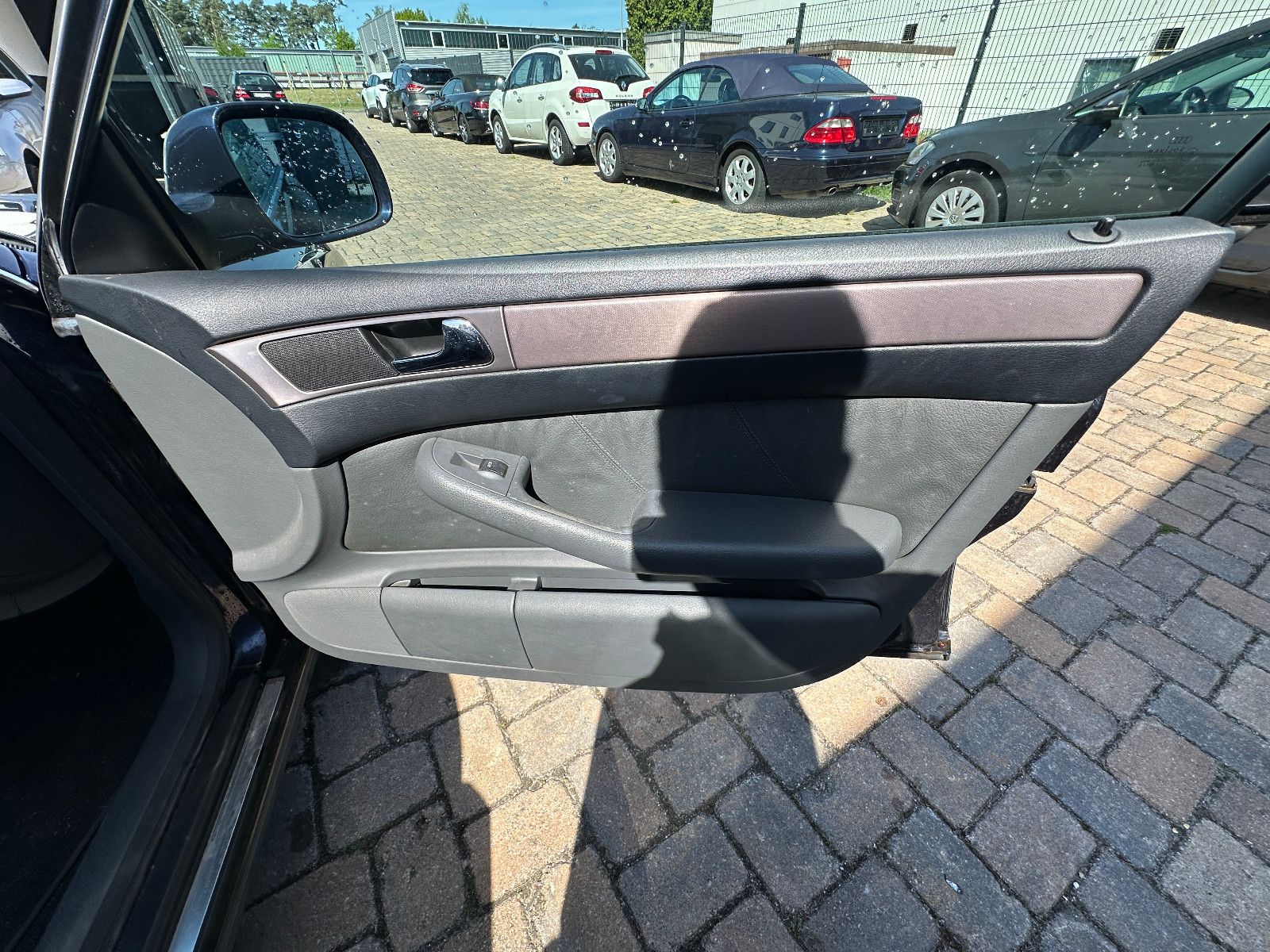 Fahrzeugabbildung Audi A6 2.4 multitronic 163 PS HU neu Leder SH 1.Hand