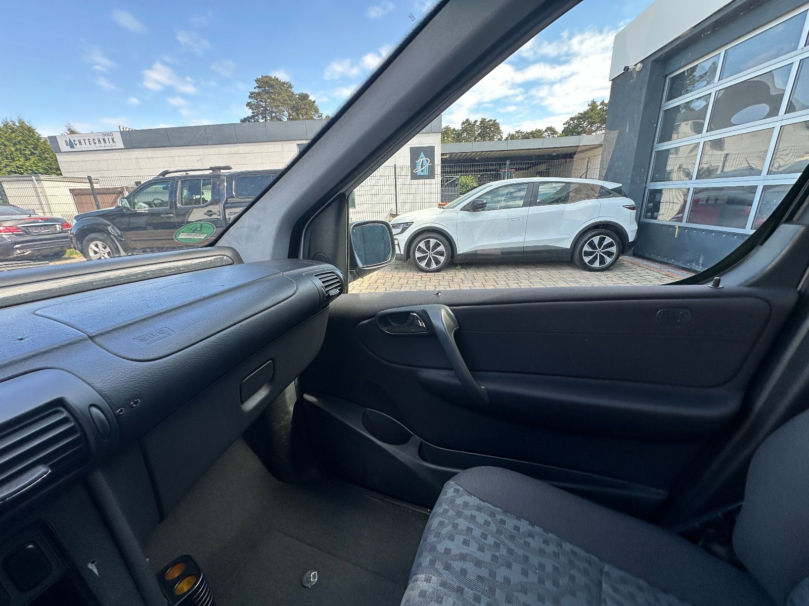 Fahrzeugabbildung Mercedes-Benz Vaneo Compact Van 1.7 CDI HU neu Klima Navi