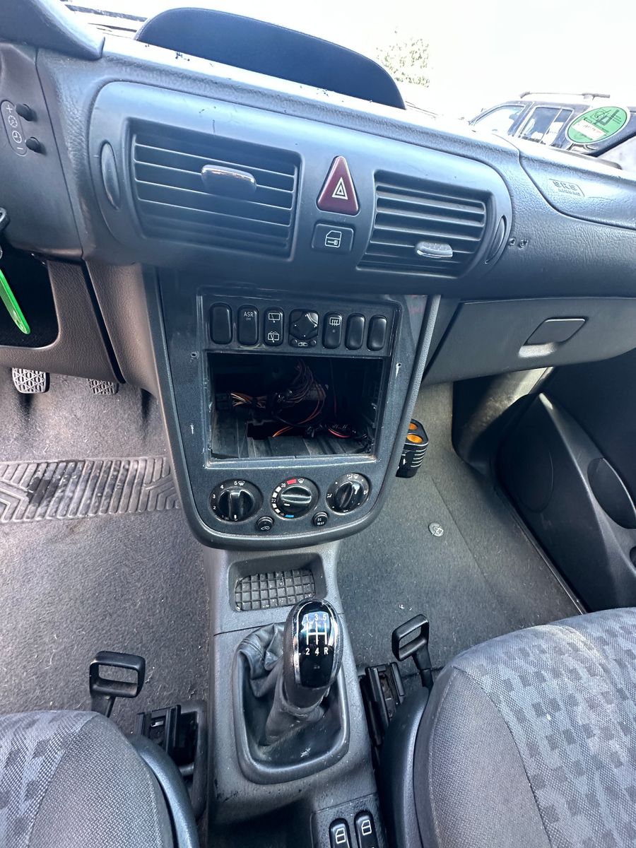 Fahrzeugabbildung Mercedes-Benz Vaneo Compact Van 1.7 CDI HU neu Klima Navi