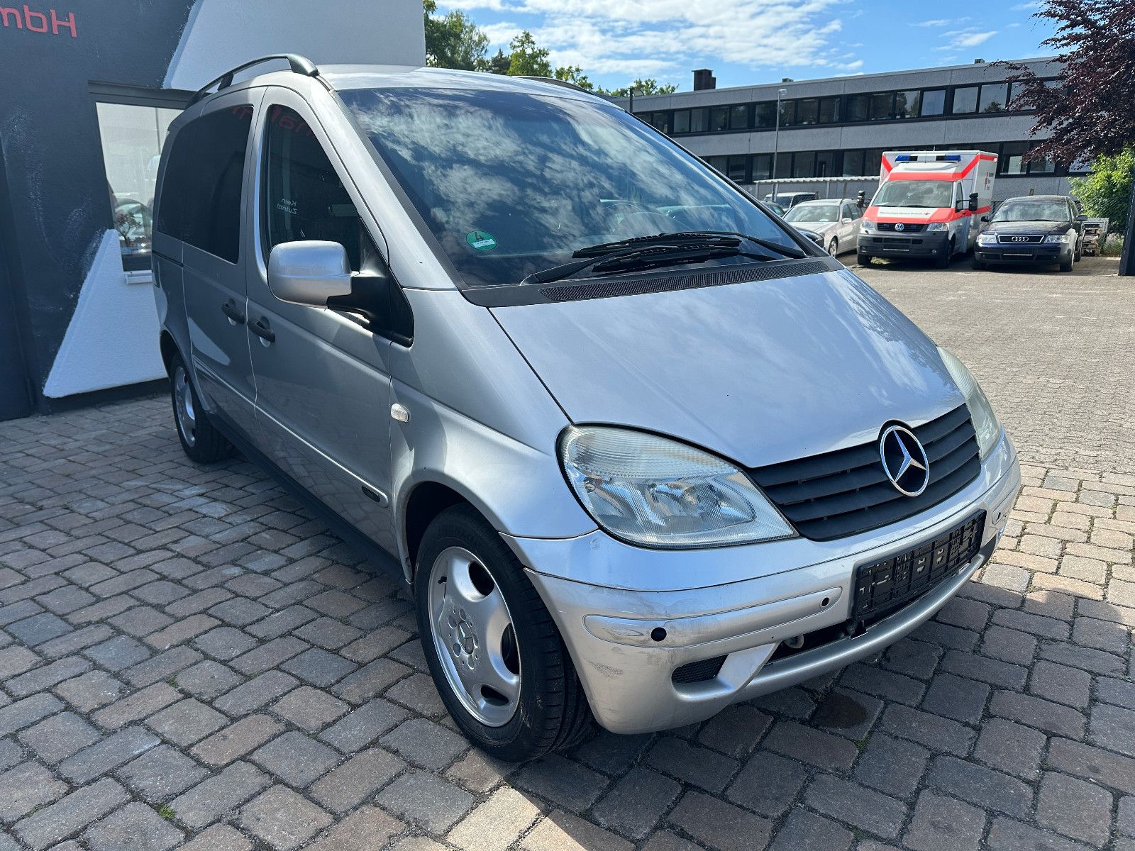 Fahrzeugabbildung Mercedes-Benz Vaneo Compact Van 1.7 CDI HU neu Klima Navi