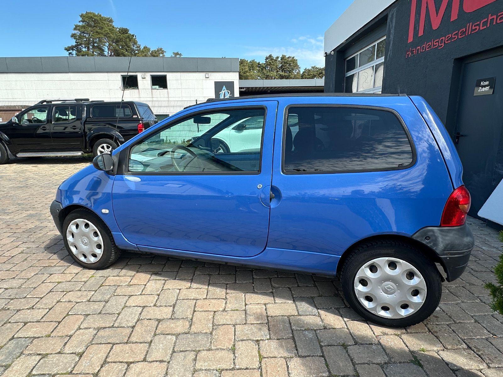 Fahrzeugabbildung Renault Twingo 1.2 Authentique Tüv neu