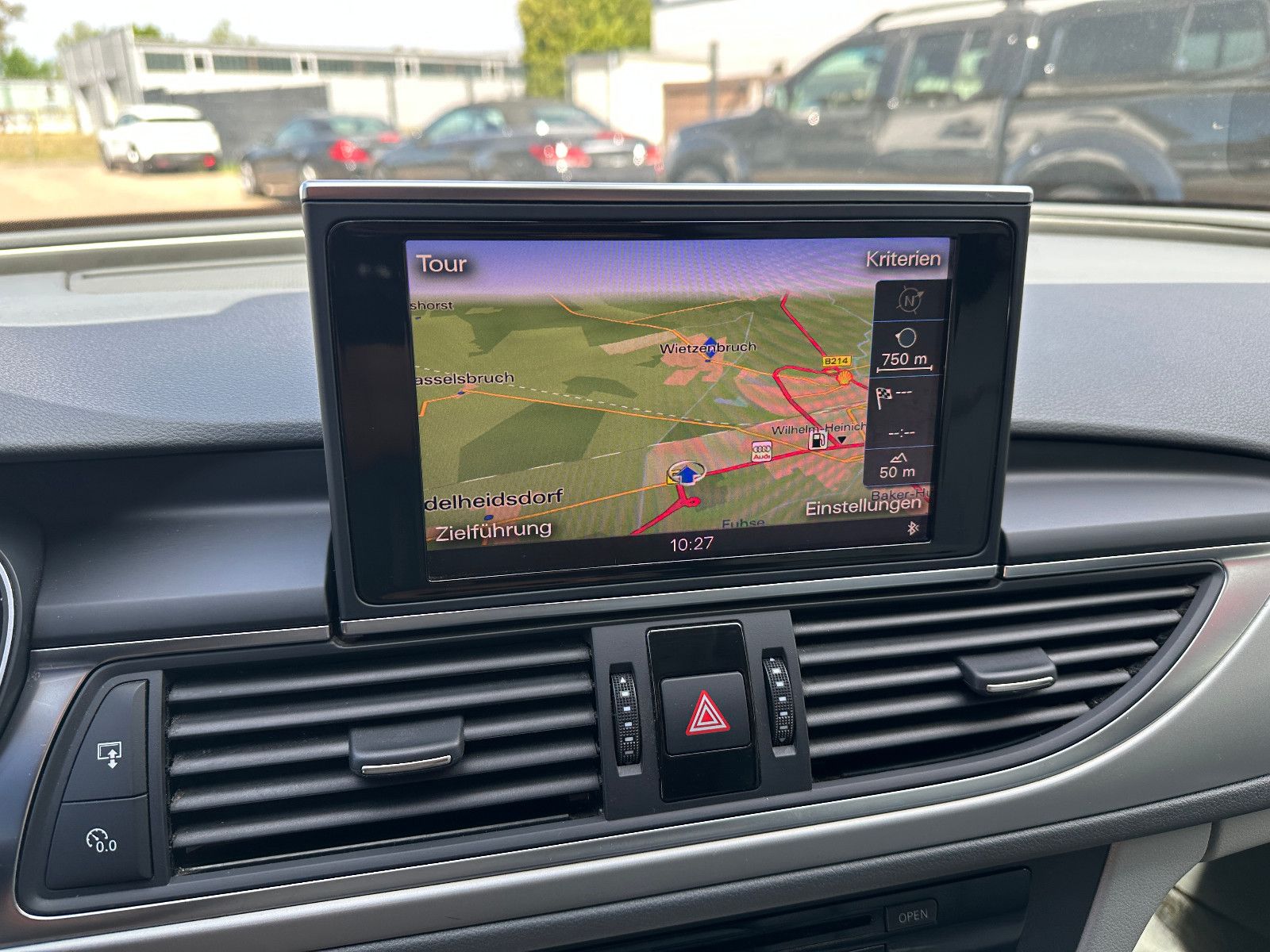 Fahrzeugabbildung Audi A6 Avant 3.0 TDI 204 PS HU neu LH SH Navi