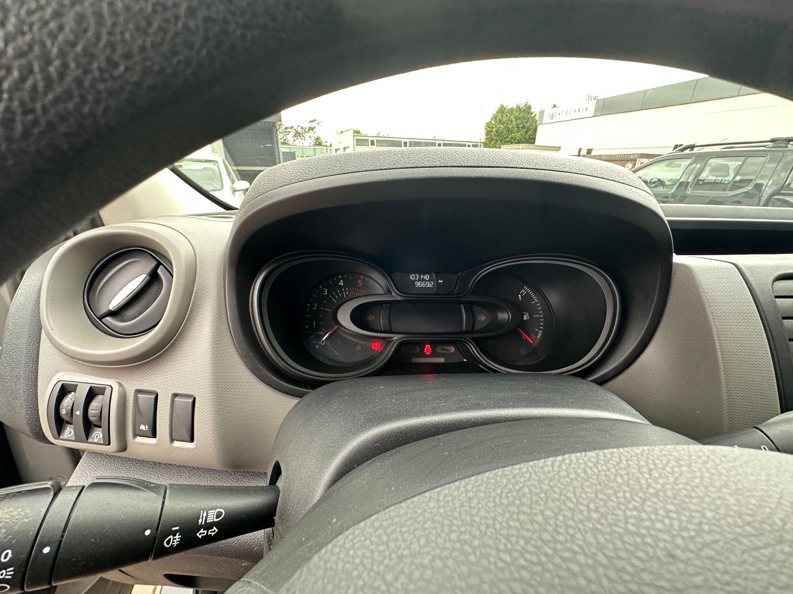 Fahrzeugabbildung Renault Trafic Kasten L1H1 2,7t 95 PS HU neu