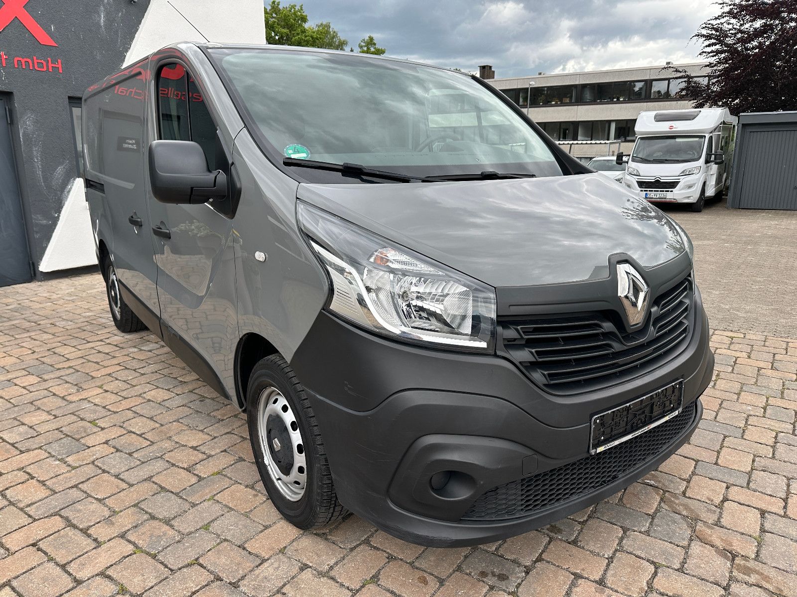 Fahrzeugabbildung Renault Trafic Kasten L1H1 2,7t 95 PS HU neu