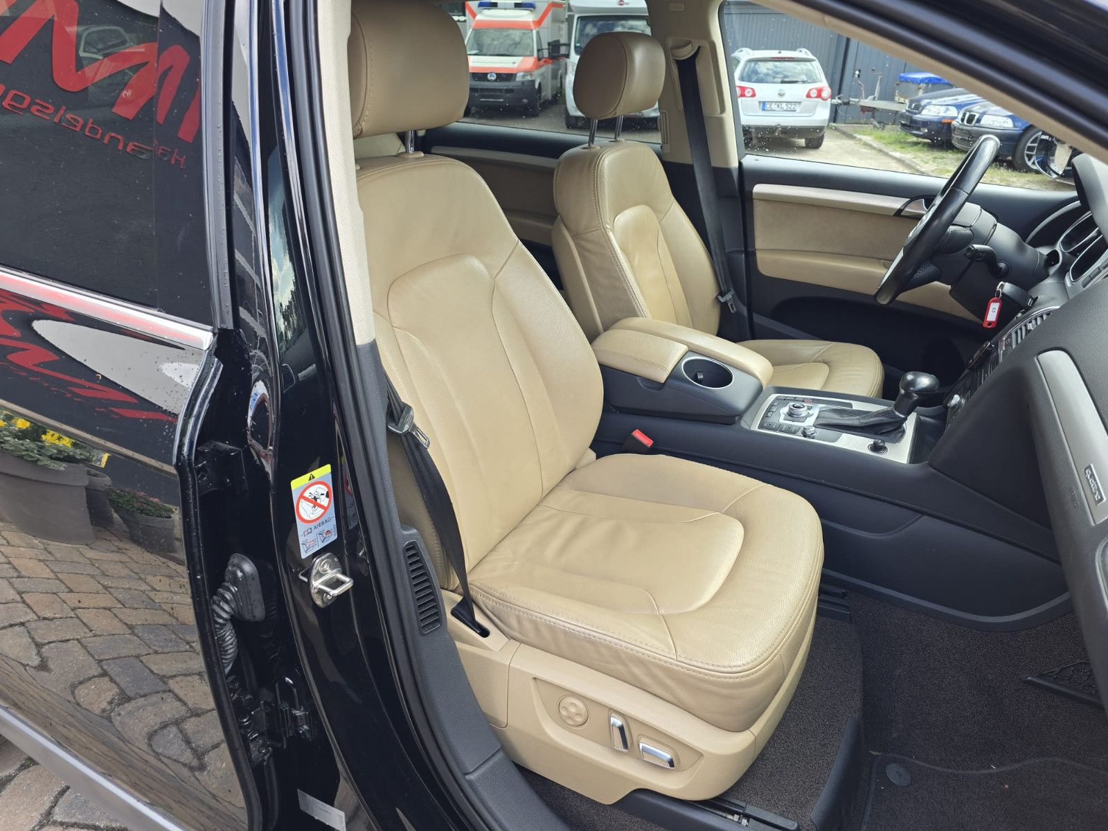 Fahrzeugabbildung Audi Q7 3.0 TDI quattro HU neu AHK Leder navi SH