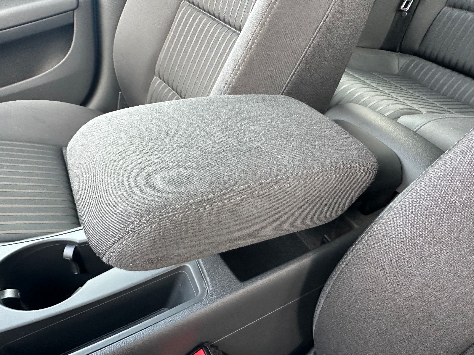 Fahrzeugabbildung Audi A4 Avant Ambiente 1.8 160 PS  Autom. STH