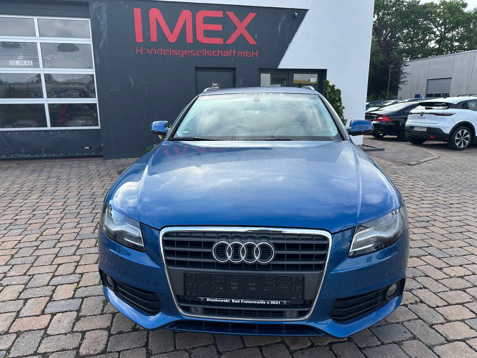 Fahrzeugabbildung Audi A4 Avant Ambiente 1.8 160 PS  Autom. STH