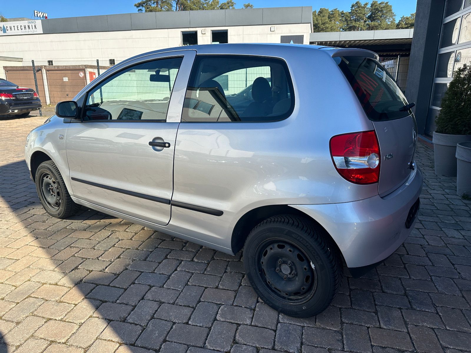 Fahrzeugabbildung Volkswagen Fox Basis 1.2 40 KW Tüv neu sehr sauber
