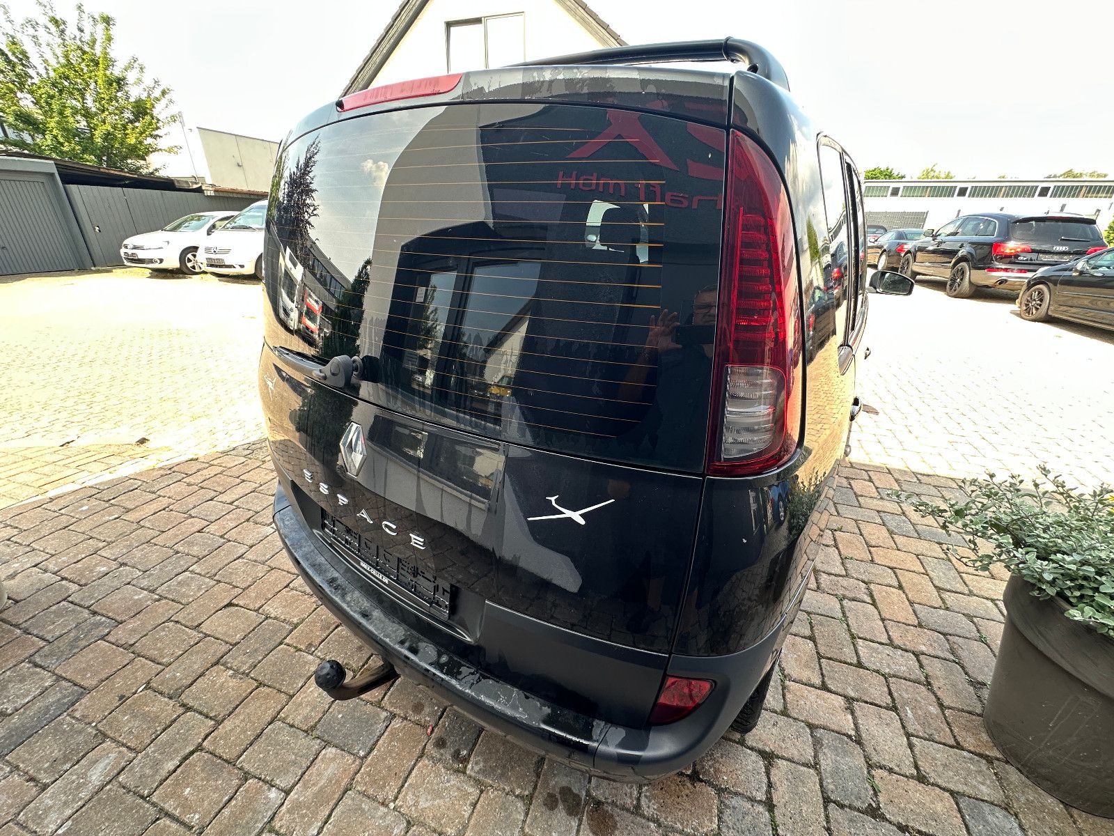 Fahrzeugabbildung Renault Espace IV Expression 2.0 170 PS Navi Autom. SH