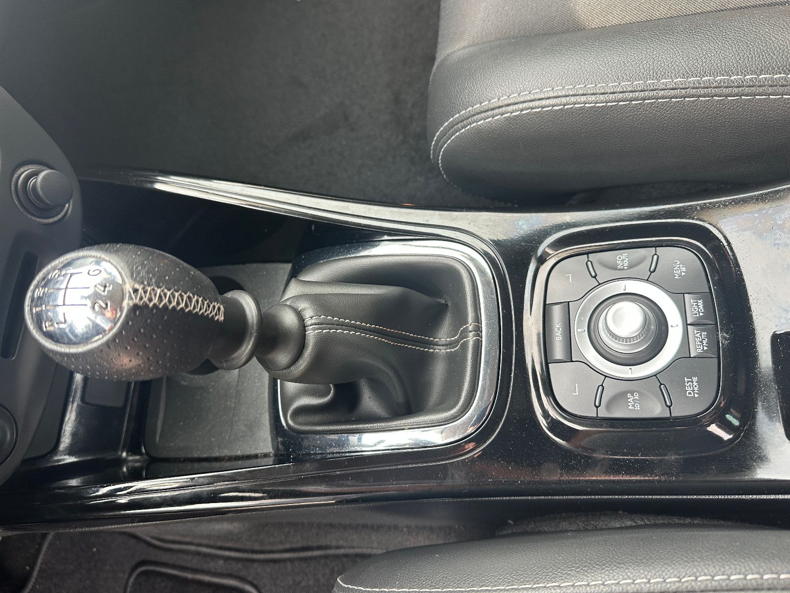 Fahrzeugabbildung Renault Megane III Lim. 5-trg. BOSE Edition HU neu Navi