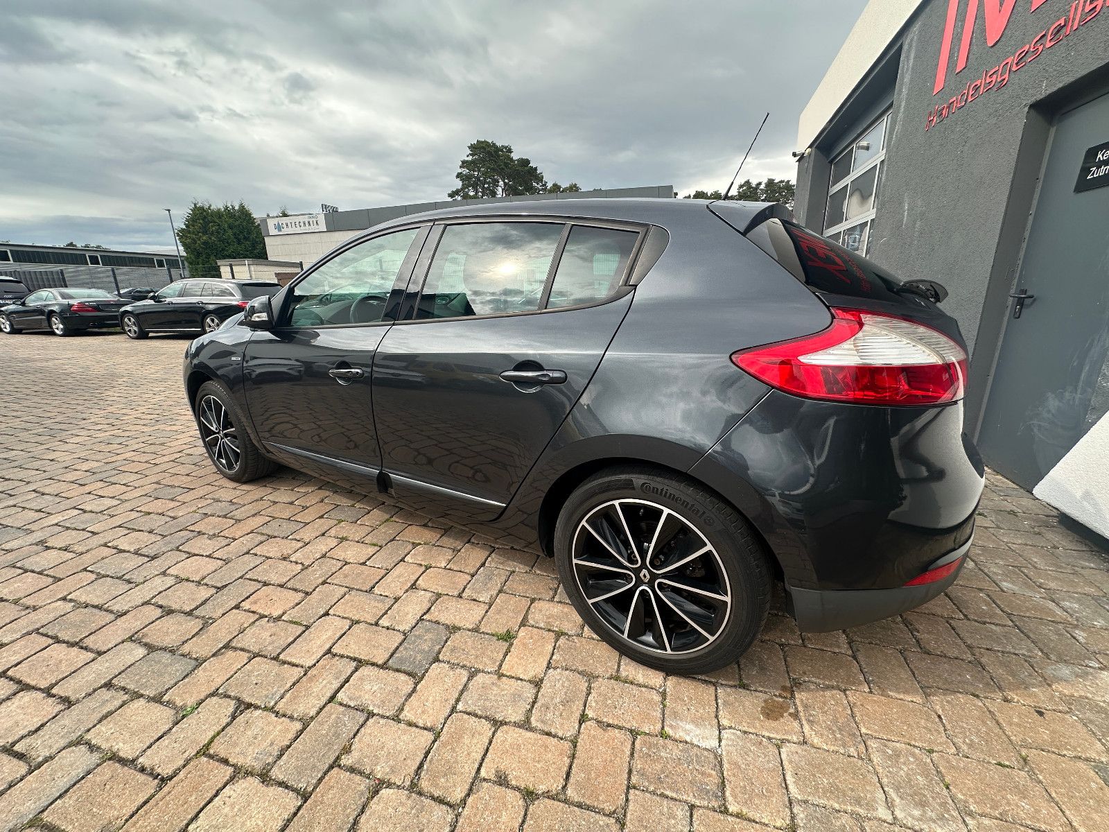 Fahrzeugabbildung Renault Megane III Lim. 5-trg. BOSE Edition HU neu Navi