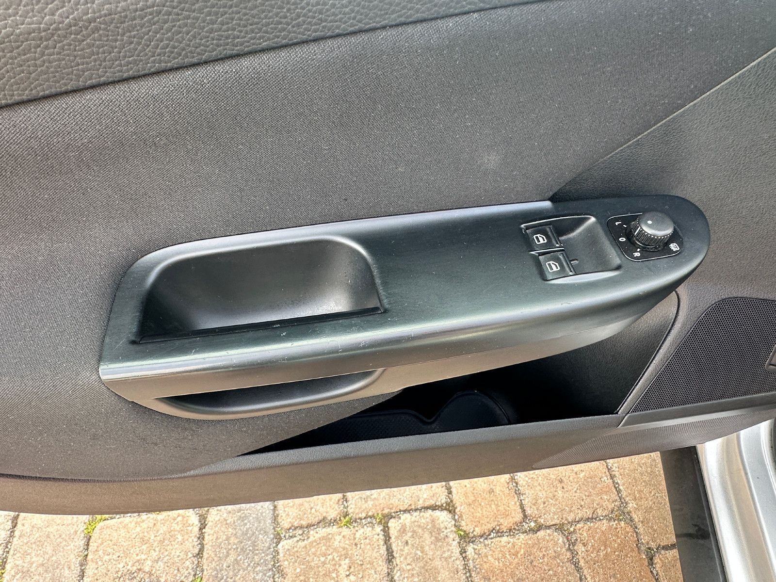 Fahrzeugabbildung Volkswagen Passat Trendline 1.4 122 PS HU neu Autom. Klima