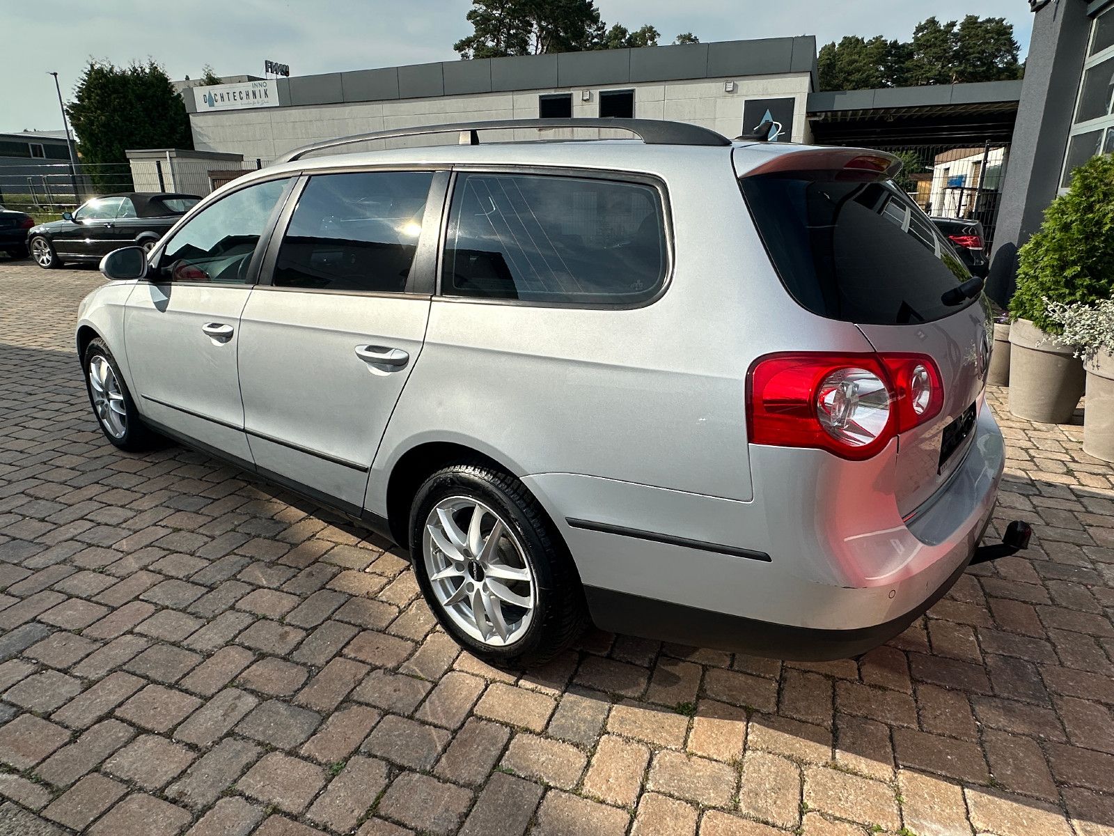 Fahrzeugabbildung Volkswagen Passat Trendline 1.4 122 PS HU neu Autom. Klima