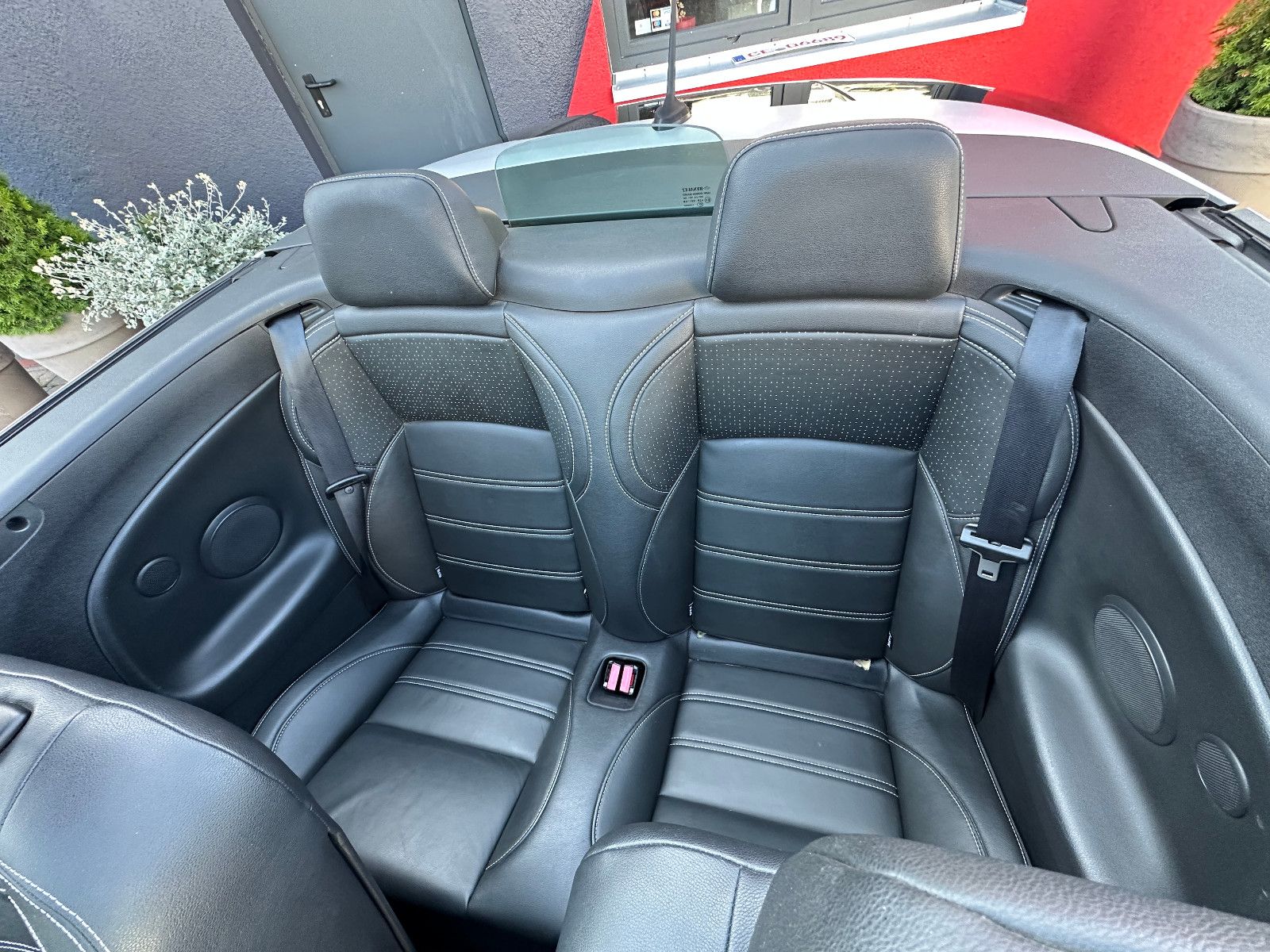 Fahrzeugabbildung Renault Megane Cabrio Luxe 2.0 140 PS Leder Navi SH