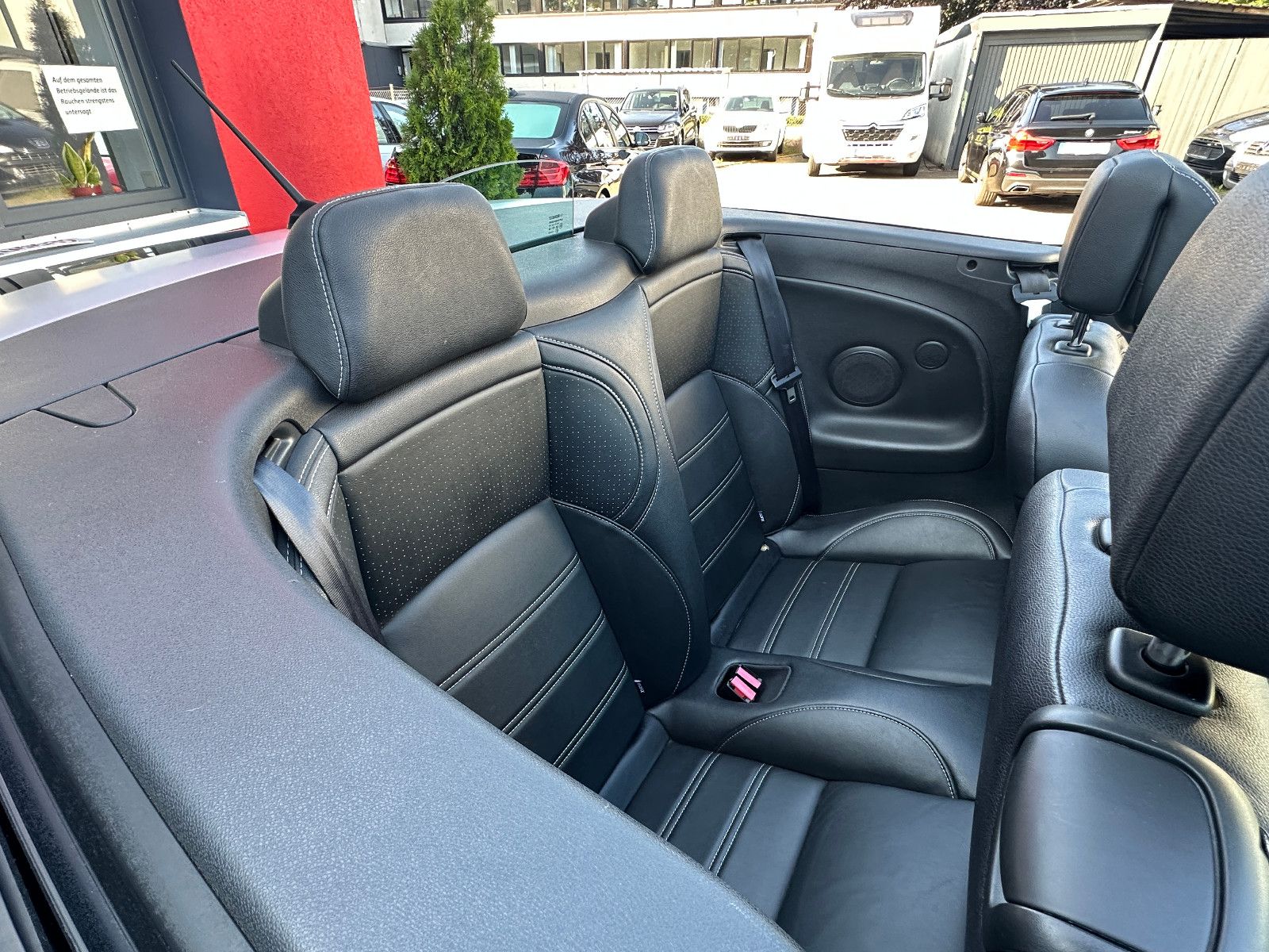Fahrzeugabbildung Renault Megane Cabrio Luxe 2.0 140 PS Leder Navi SH