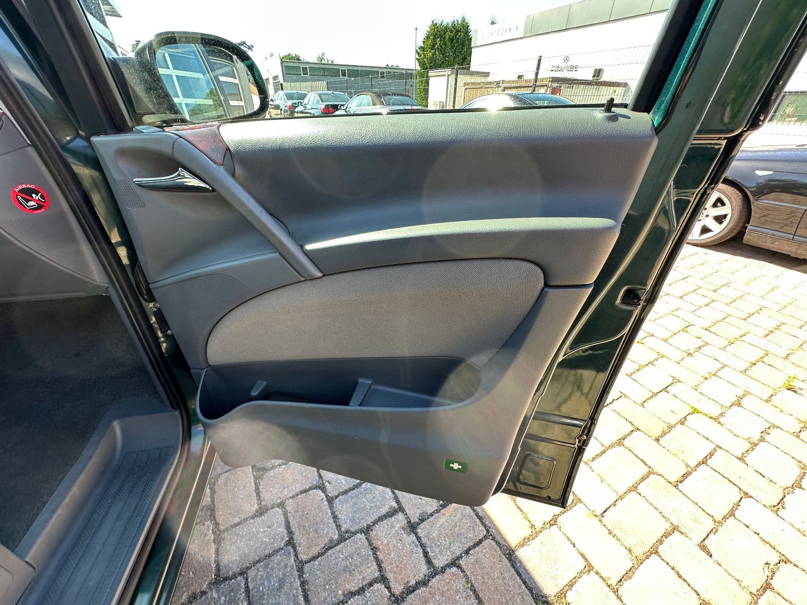 Fahrzeugabbildung Mercedes-Benz Viano Fun 2.2 CDI lang HU neu guter Zustand SH