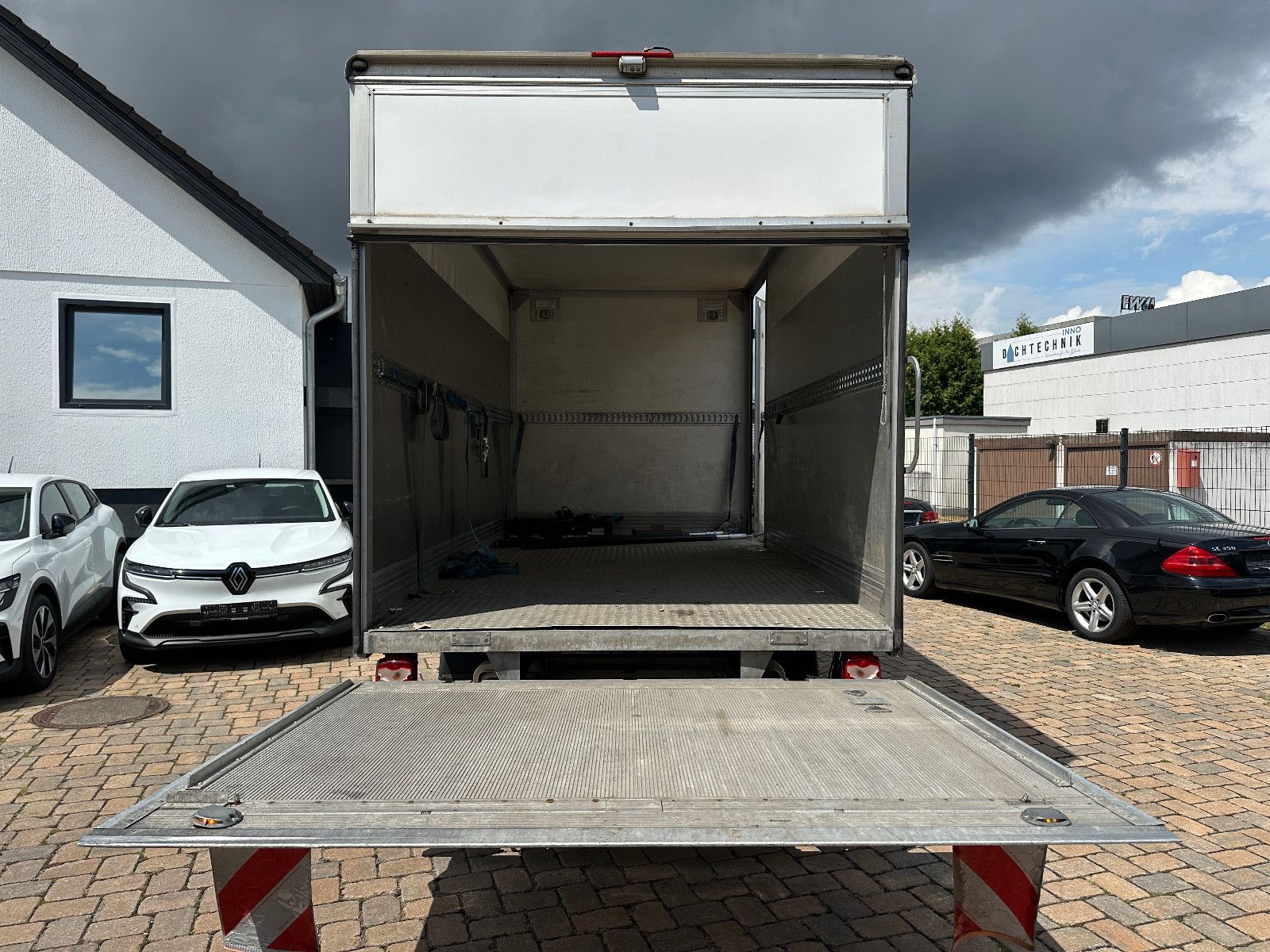 Fahrzeugabbildung Volkswagen Crafter Koffer 35 lang L3 2.0 136 PS HU neu