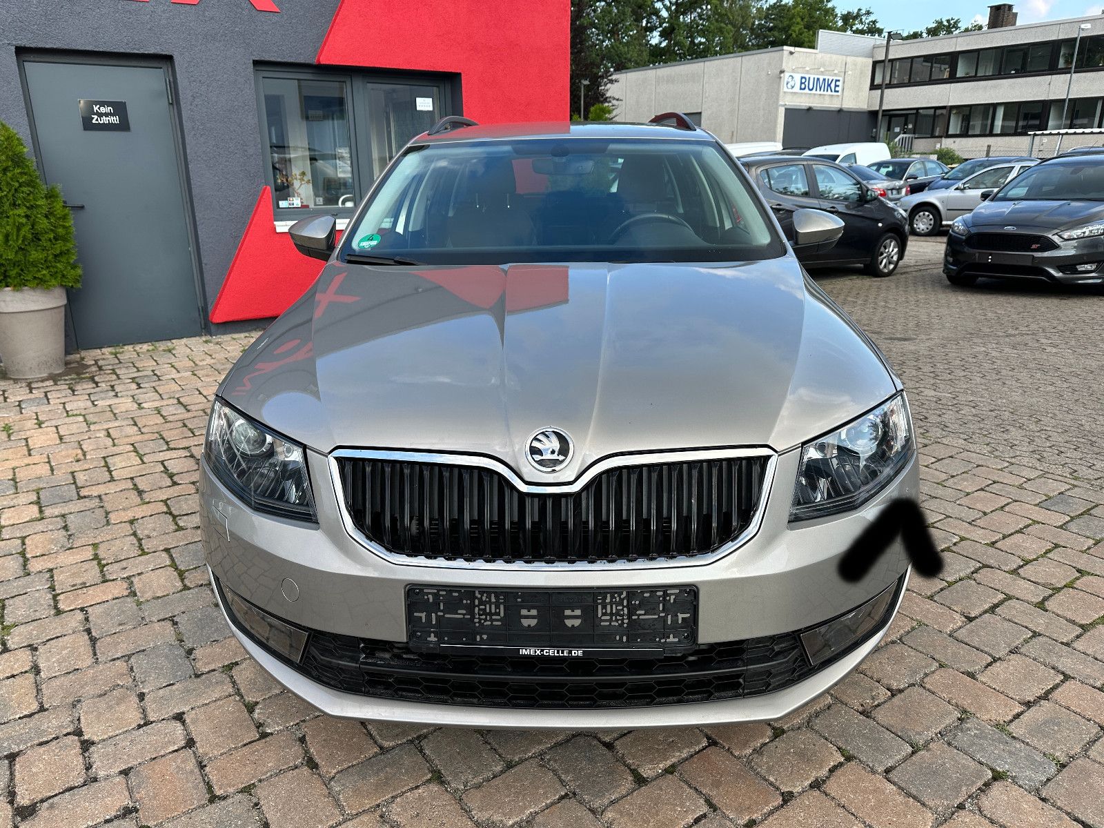 Fahrzeugabbildung Skoda Octavia Combi Joy 115 PS HU neu Navi Autom.