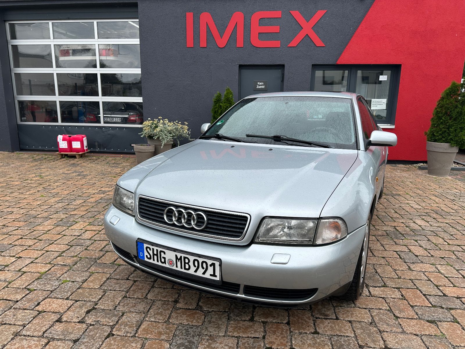 Audi A4  1.8 125 PS  Autom. SD Klima