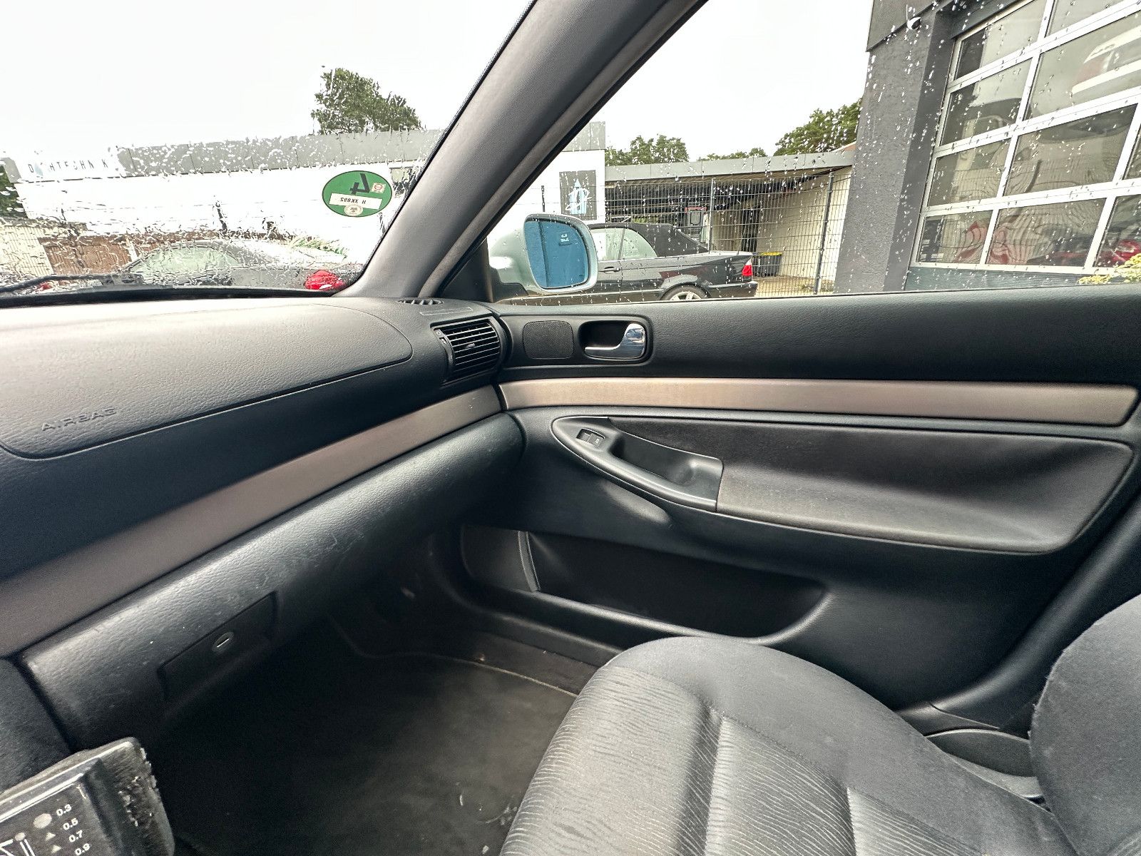 Fahrzeugabbildung Audi A4  1.8 125 PS  Autom. SD Klima
