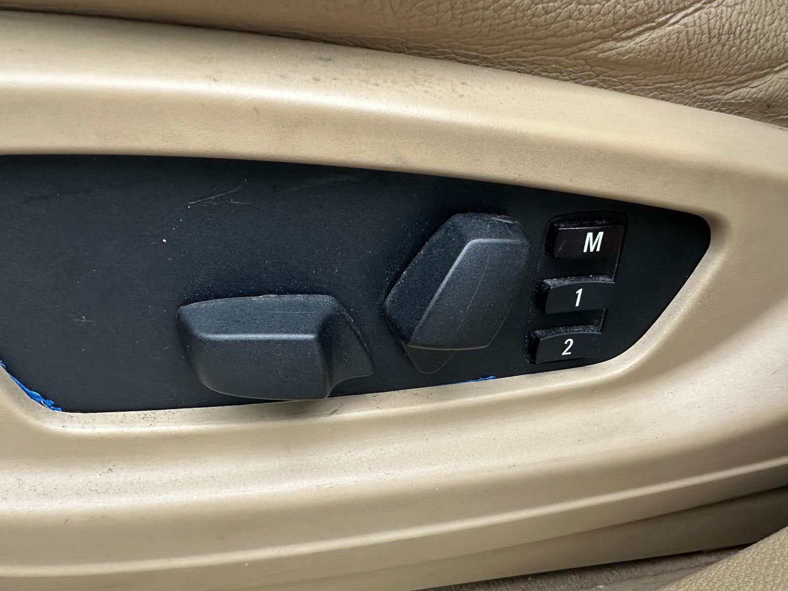 Fahrzeugabbildung BMW X5 4.8i 354 PS HU Leder AHK Prins LPG Gas!!!