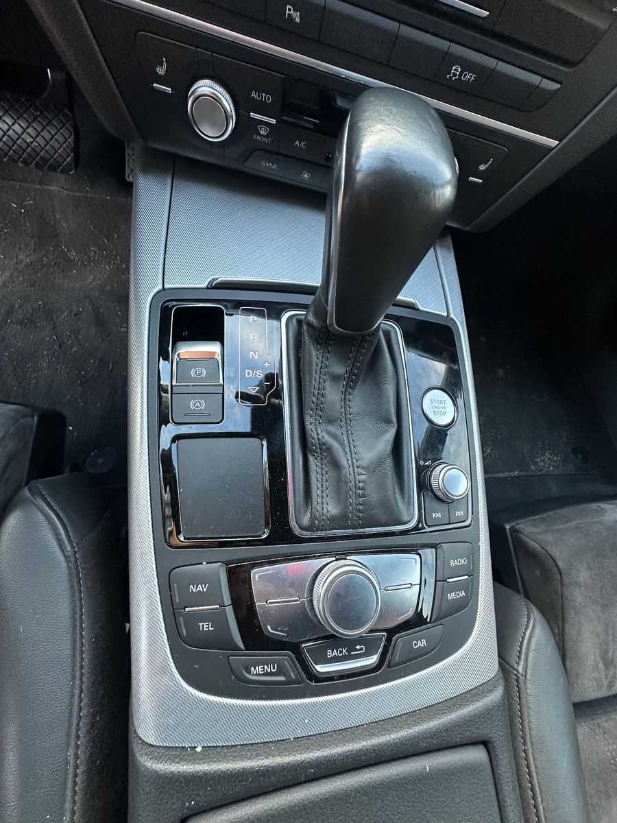 Fahrzeugabbildung Audi A6 Avant 3.0 TDI quattro 272 PS HUD LED Bose