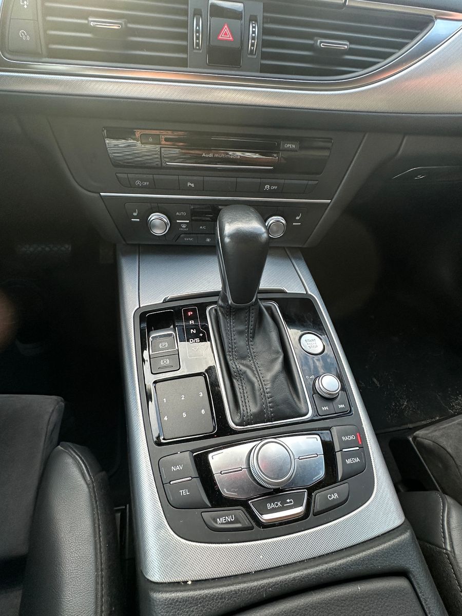 Fahrzeugabbildung Audi A6 Avant 3.0 TDI quattro 272 PS HUD LED Bose