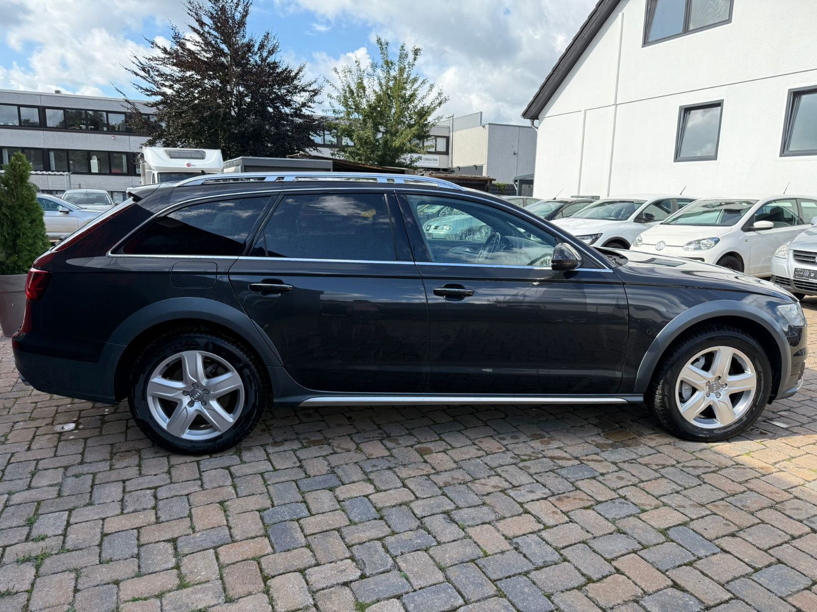 Fahrzeugabbildung Audi A6 Allroad quattro 3.0 TDI 313 PS AHK 2.5t LED
