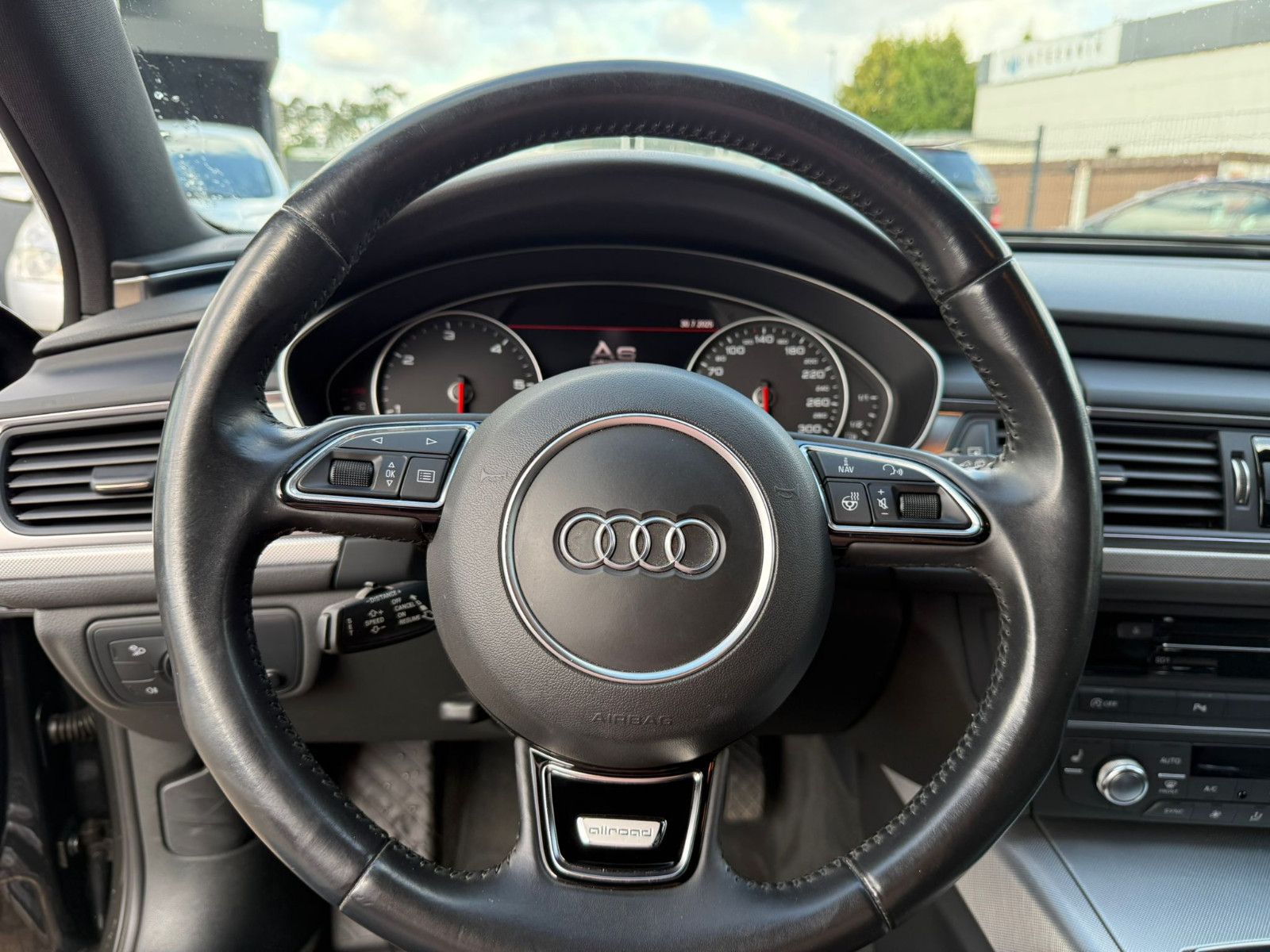 Fahrzeugabbildung Audi A6 Allroad quattro 3.0 TDI 313 PS AHK 2.5t LED
