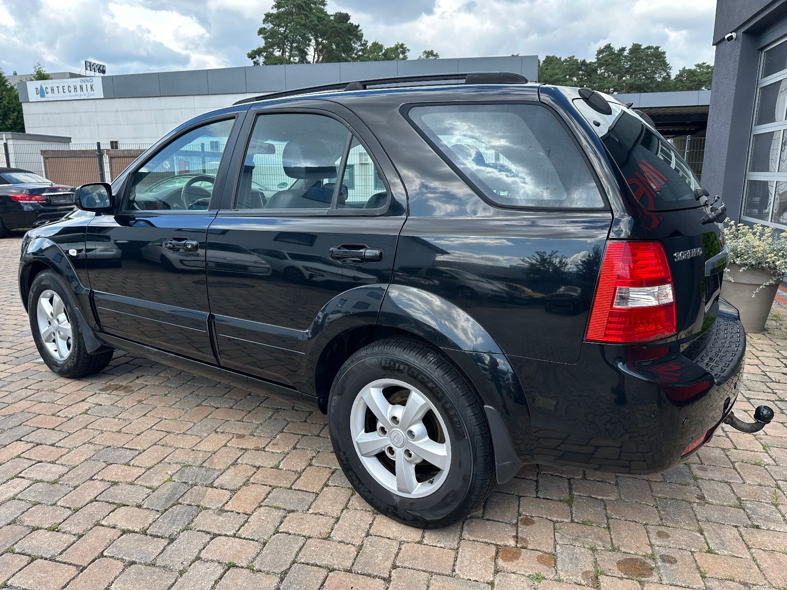 Fahrzeugabbildung Kia Sorento 2.5 CRDi VGT EX HU neu Leder SH AHK