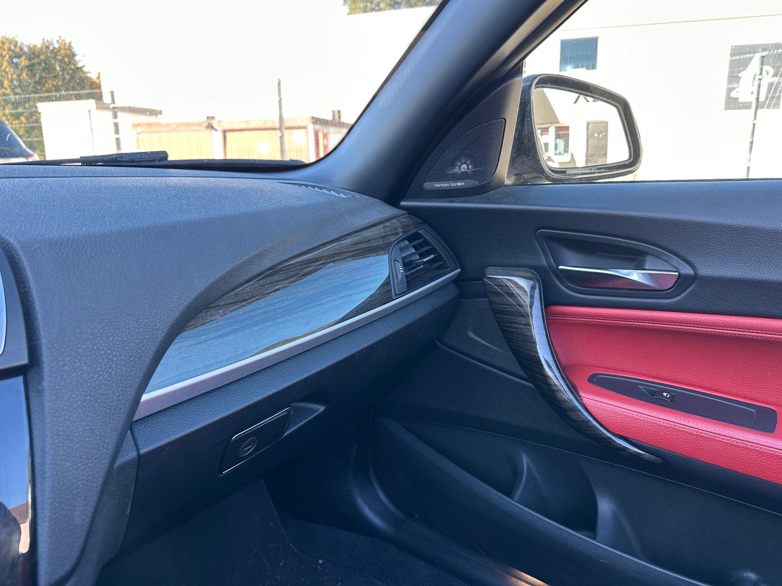 Fahrzeugabbildung BMW 2 Cabrio 228 i  M Paket  HU neu Leder Bi Xenon