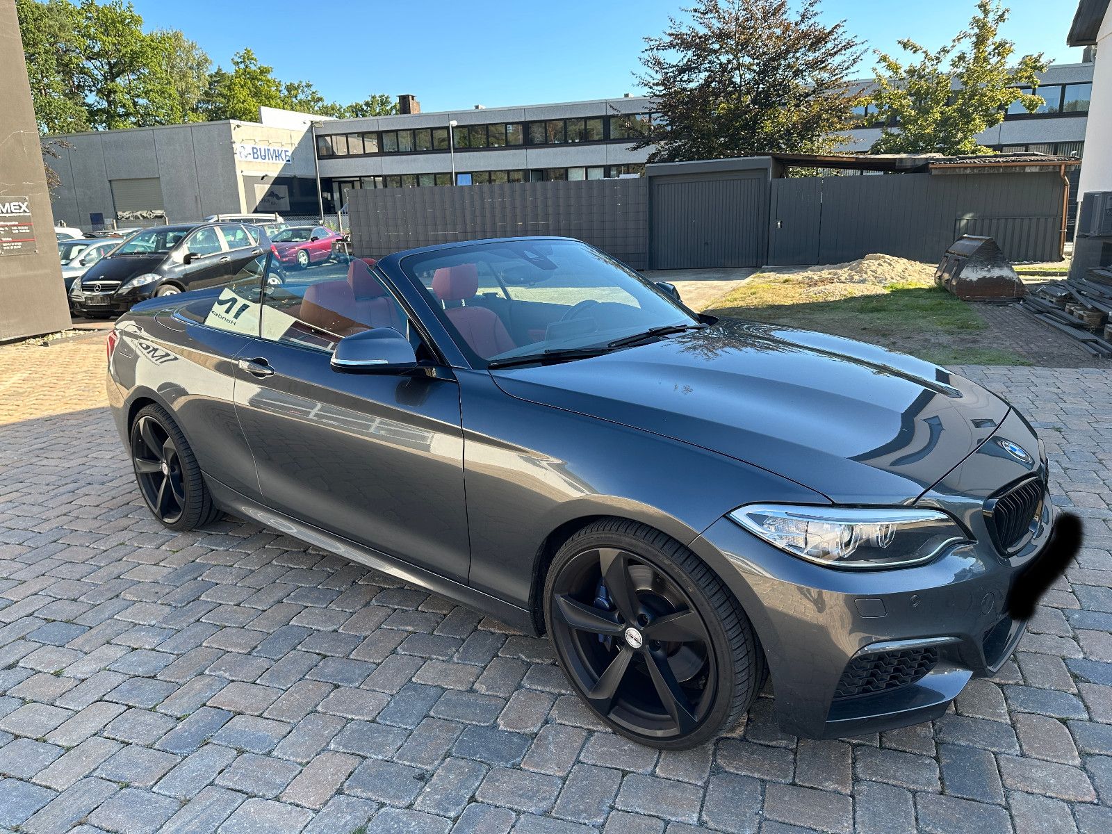Fahrzeugabbildung BMW 2 Cabrio 228 i  M Paket  HU neu Leder Bi Xenon