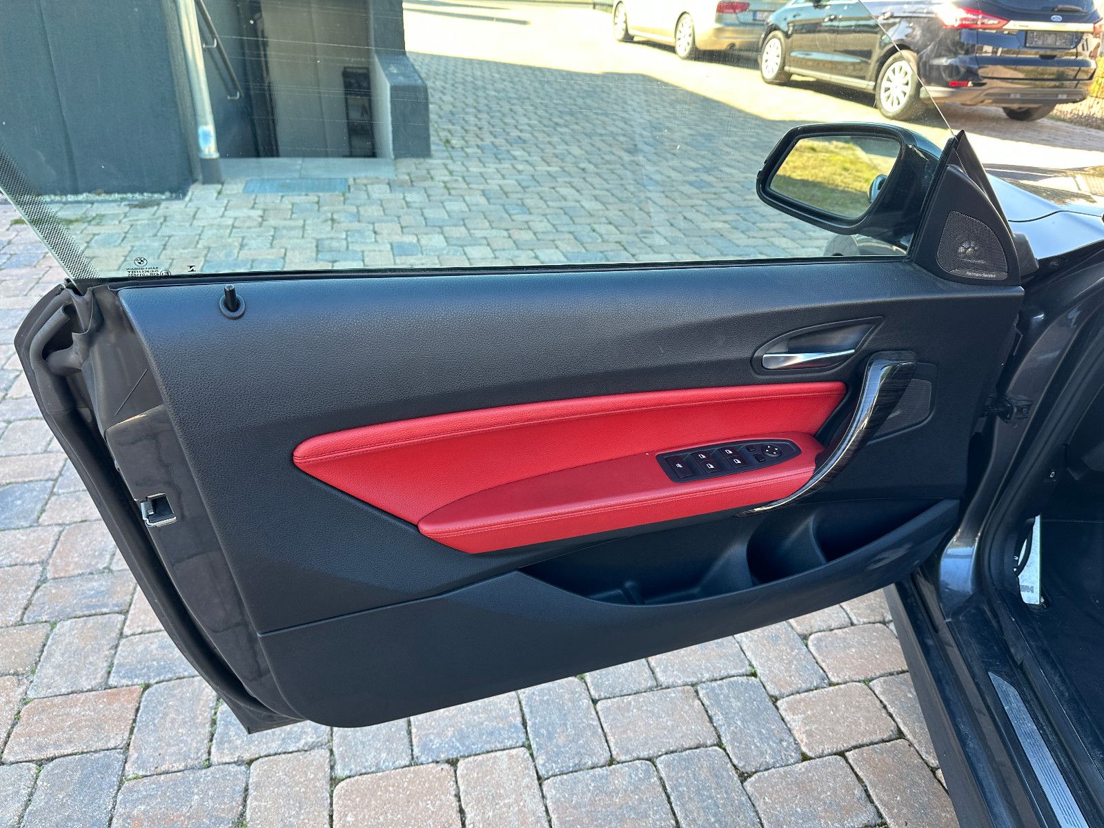 Fahrzeugabbildung BMW 2 Cabrio 228 i  M Paket  HU neu Leder Bi Xenon