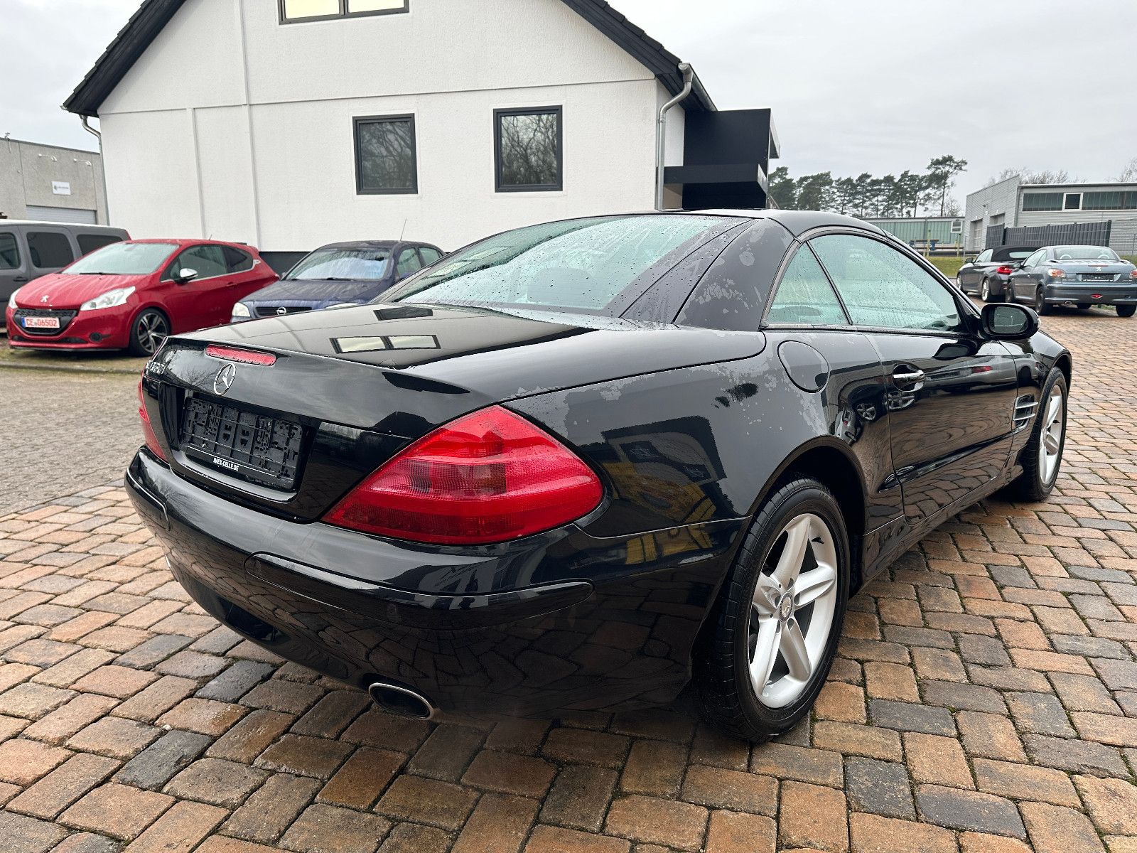 Fahrzeugabbildung Mercedes-Benz SL 350